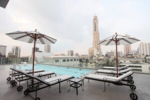SWIMMING POOL (1)