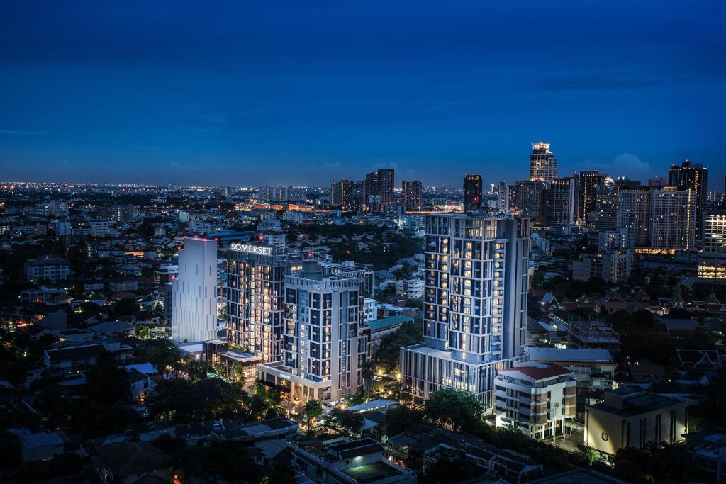 somerset-ekamai-bangkok_17072811245