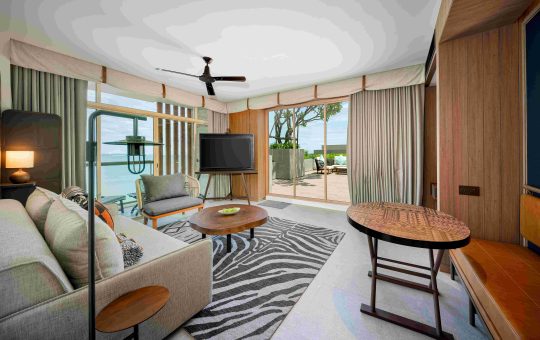 The Presidential Ocean Pool Suite 2 - Resize